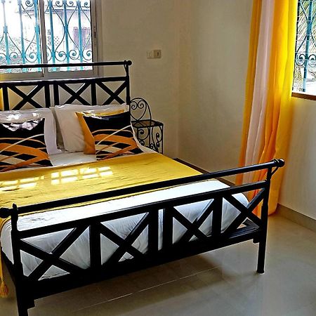 Appartement Makepe Bm 2 Дуала Экстерьер фото